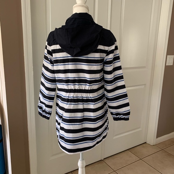 CHICO’S blue striped rain jacket - Picture 6 of 9